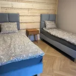 Zloty Gron Log & Hébergement de vacances