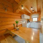 Zloty Gron Log & Casa vacanze Istebna