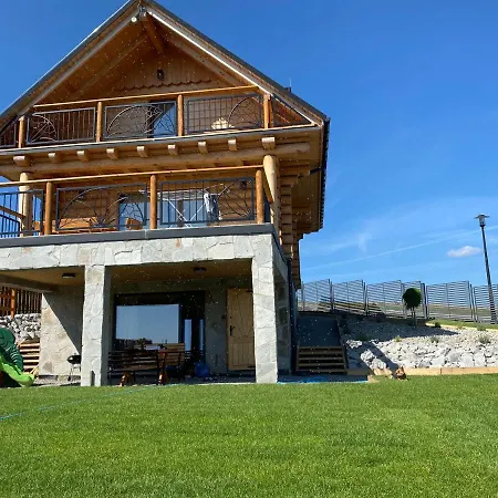 Zloty Gron Log & Hébergement de vacances