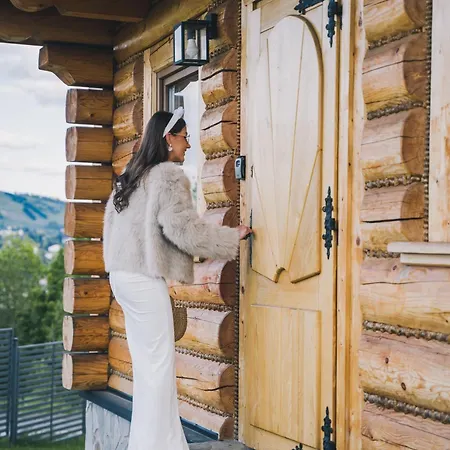 Zloty Gron Log & * Istebna