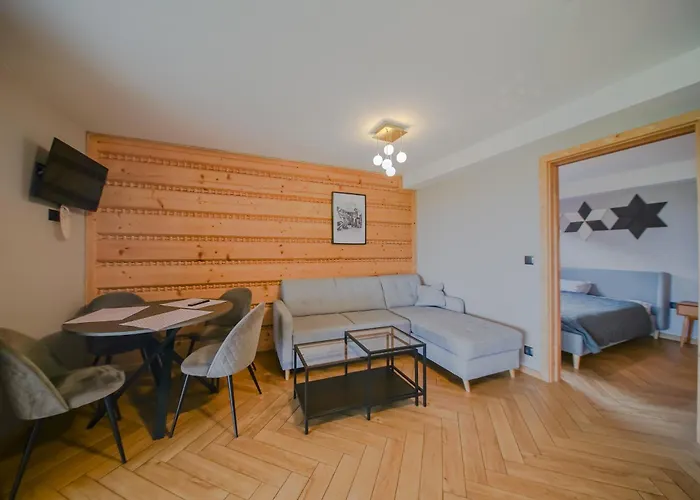 Zloty Gron Log & Prázdninový dům