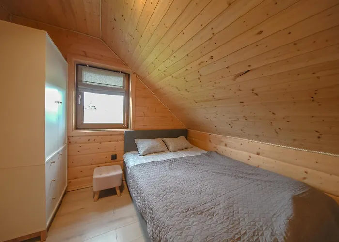 Zloty Gron Log & Prázdninový dům *